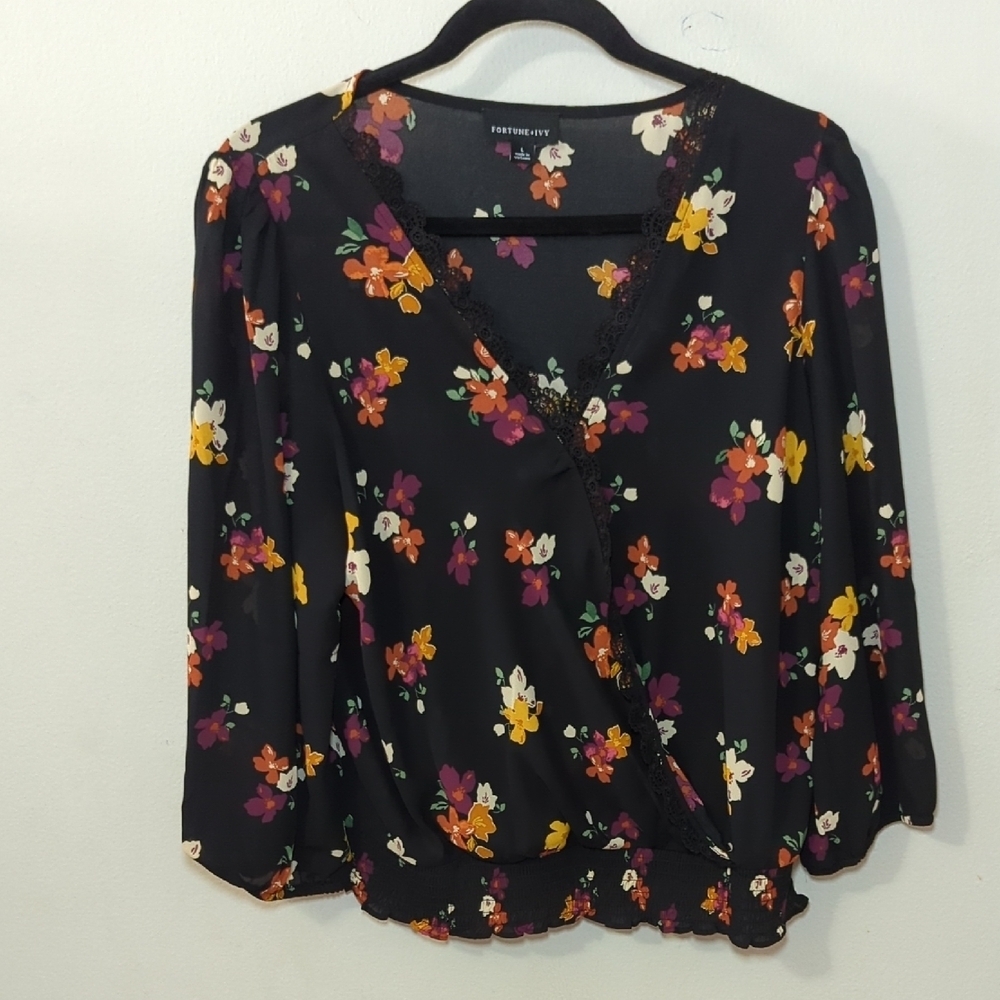 Fortune & Ivy Bella Lace Detailed Surplice Blouse Floral Sheer Women Size Large